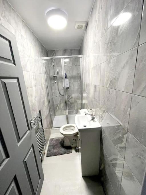 Entrepreneur Stays - 8 Guest House Liverpool Kültér fotó